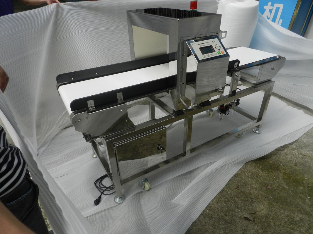 Fully Automatically Belt Conveyor Metal Detectors For Textile , 2530 M