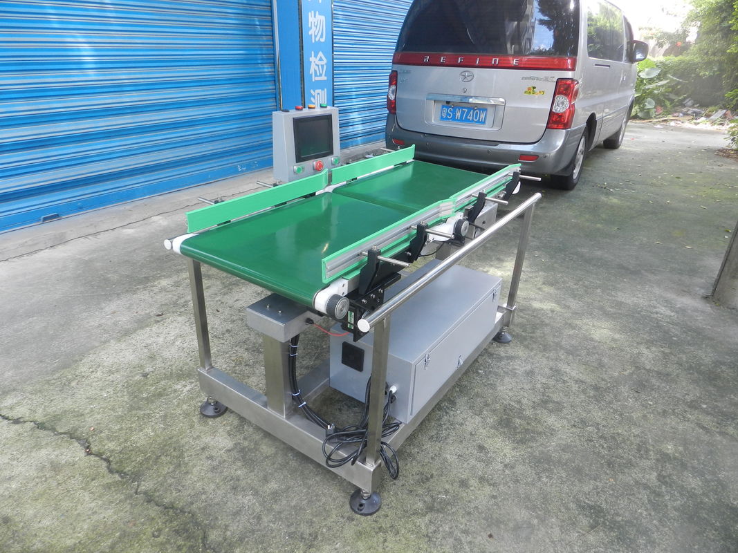 High Speed Conveyor Weight Checking Machine For Vegetables 2 Years Warranty